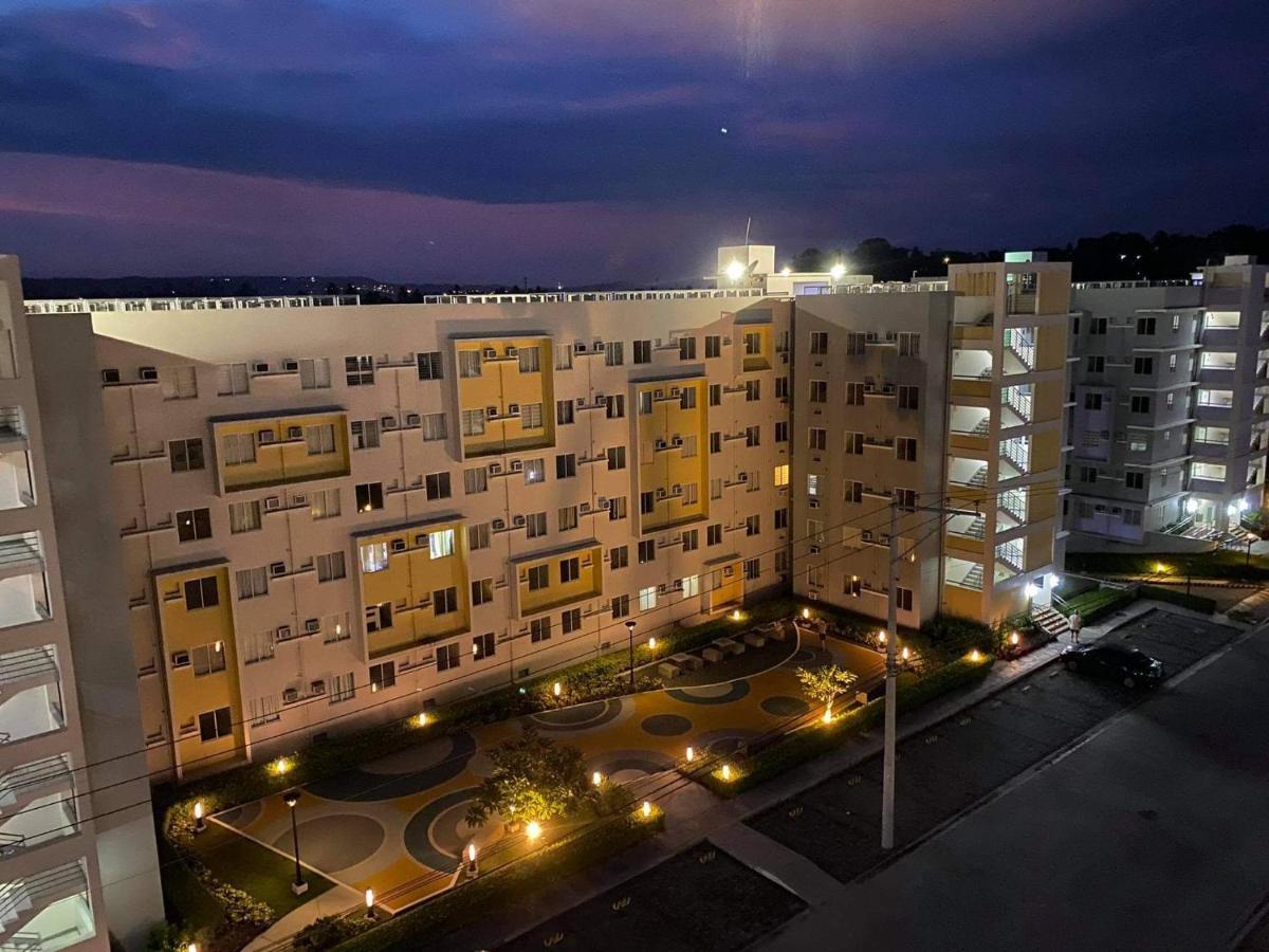 Entire 2Br Condo Unit@8 Spatial Condominium Davao Exterior foto