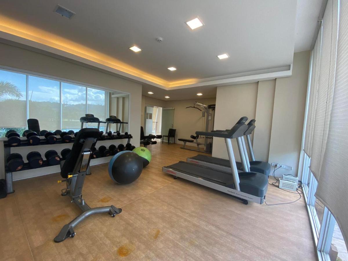 Entire 2Br Condo Unit@8 Spatial Condominium Davao Exterior foto